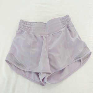 Lululemon Lavender Dew Hotty Hots High Rise Size 2 2.5"